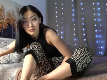 girl
        refined_style cam image #3862162