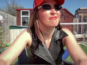 girl
        eatmypie69 cam image #6481836