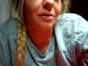 girl
        jennyhardnipsmith cam image #914657