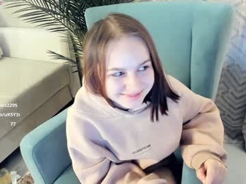 girl Cam Girls Get Busy With Their Dildos With No Shame with odelyncrafts
