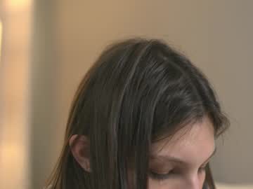 girl
        whisper_of_love cam image #5710324