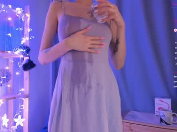 girl
        shirleywatson cam image #764056
