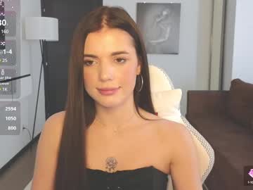 girl
        adri_dream cam image #6636841