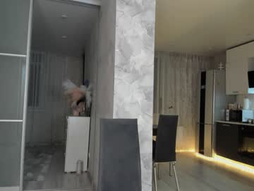 girl
        mia_devill cam image #1360124