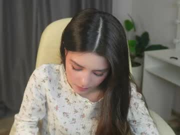 girl
        lucky_forme cam image #6259589