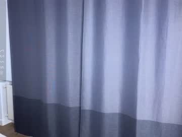 girl
        beverly_hillls cam image #3154231