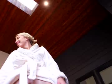 couple
        blondefoxsilverfox cam image #2533676