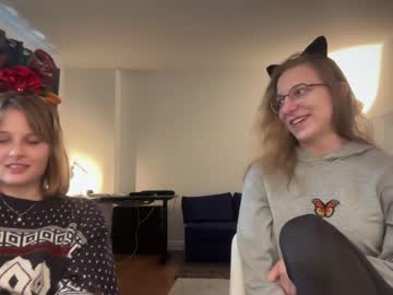 girl
        lillybambus cam image #3040244