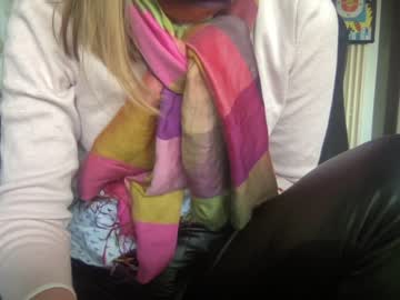 girl
        eatmypie69 cam image #3757653