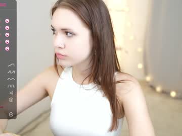 girl
        _rose_i cam image #2248718