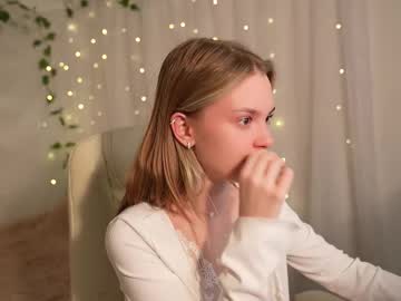 girl
        cyberprincess_ cam image #5550807