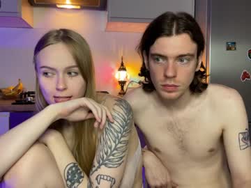 couple
        babyytonight cam image #2530628