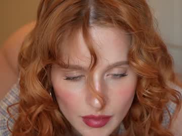girl
        ellaa91 cam image #4629117