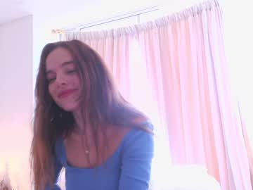 girl
        kendalltyler cam image #6750328