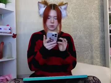 girl Cam Girls Get Busy With Their Dildos With No Shame with hannah_lourens