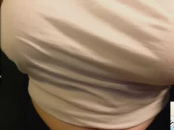 girl
        jokerbatman69 cam image #6179954
