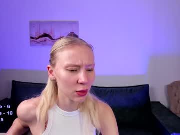 girl
        shine_nansy cam image #5913957