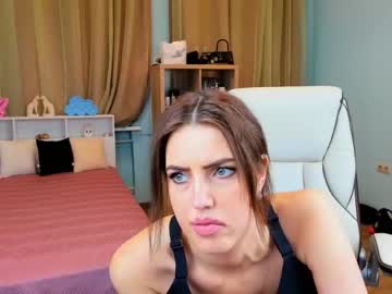 girl
        mia_ree cam image #629596