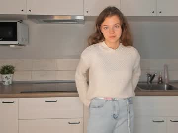 girl
        aubriananorris cam image #2935928