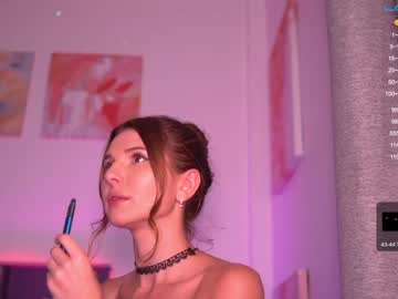 girl
        sweetkira555 cam image #1307021