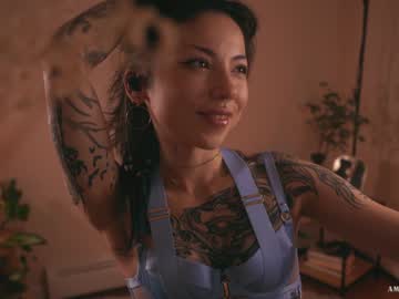 girl
        ambientink cam image #279548