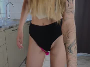 girl Cam Girls Get Busy With Their Dildos With No Shame with anitaholmes