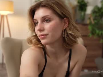 girl
        refined_style cam image #6669570