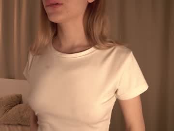 girl
        remozza cam image #4938062
