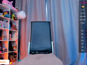 girl
        blush_mikki cam image #1655825