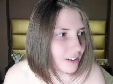 girl
        babydoll_ginny cam image #7021129