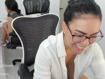couple
        emillybrowm cam image #4211670