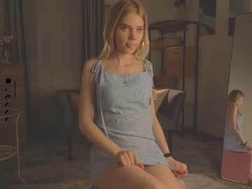 girl
        ch3rryt0ffee cam image #6771396