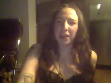 girl
        rubybluemoon cam image #6343296