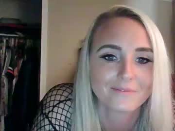 girl
        neversaynogrl cam image #2280459