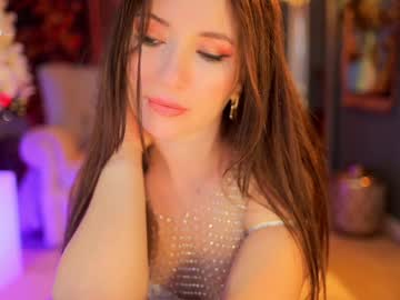 girl
        _1s___ cam image #6775120
