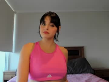 girl
        yourfreakygirl cam image #341175