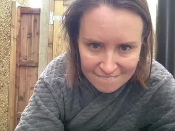 girl
        eatmypie69 cam image #5116537