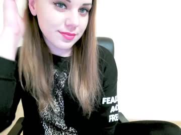 girl Cam Girls Get Busy With Their Dildos With No Shame with limebabykristi123