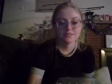 girl
        blondievix cam image #3240391