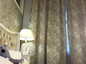 girl
        beverly_hillls cam image #5146013