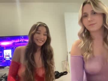 couple
        hotandhornyhannah cam image #4768370