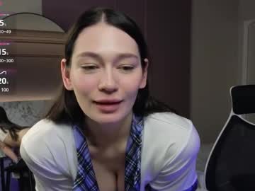 girl
        misty_roseee cam image #6178766