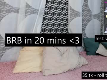 couple
        vivianperri cam image #404746