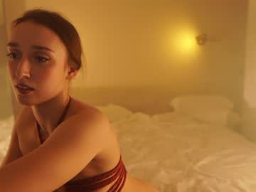 girl
        _meganmeow_ cam image #6384470