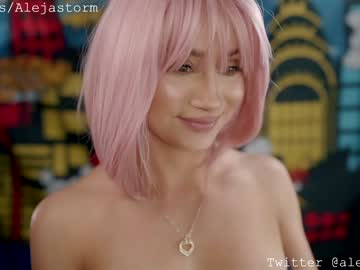 girl
        alejastorm cam image #3985374