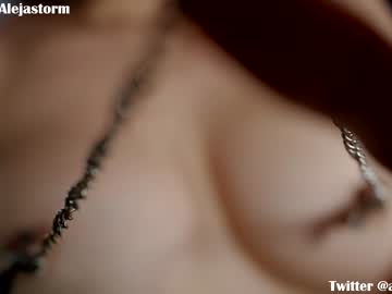 girl
        alejastorm cam image #3001965