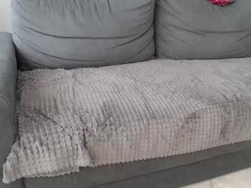 couple
        mrmrscouple cam image #5505010