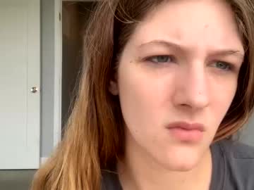 girl
        haileyrenae cam image #2919103