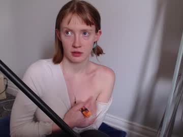 girl
        dominiquemystique cam image #4650319
