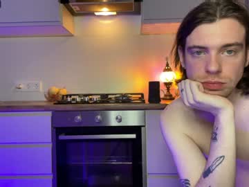 couple
        babyytonight cam image #2685233